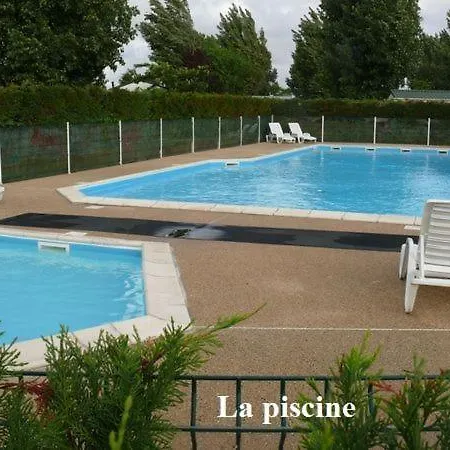 Mobil L'oasis - Domaine Des Pins Campingplads Marennes (Charente-Maritime)